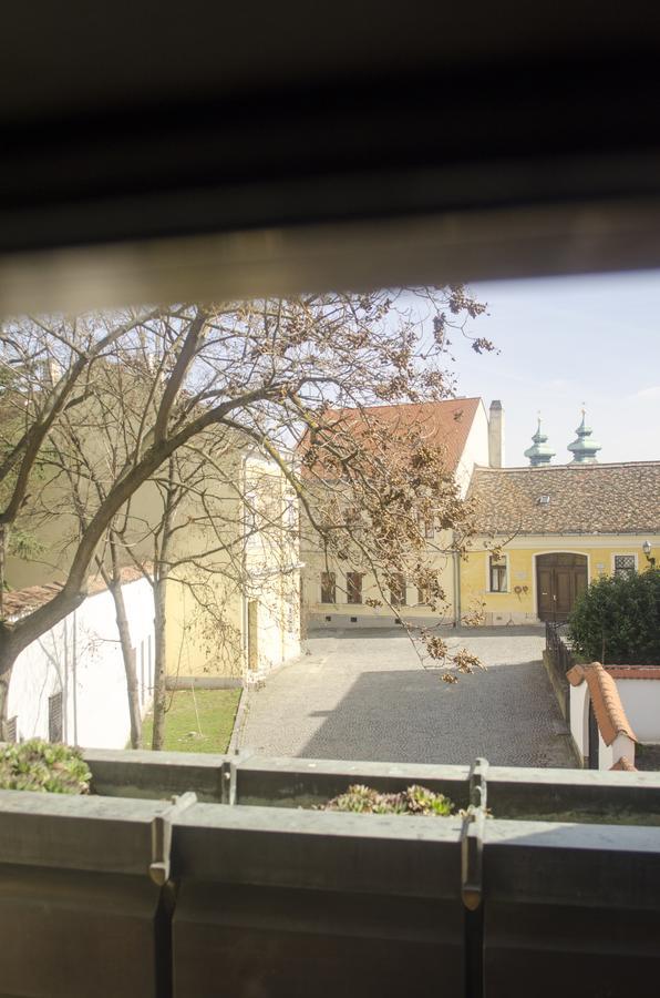 Hotel Konferencia Gyor Luaran gambar