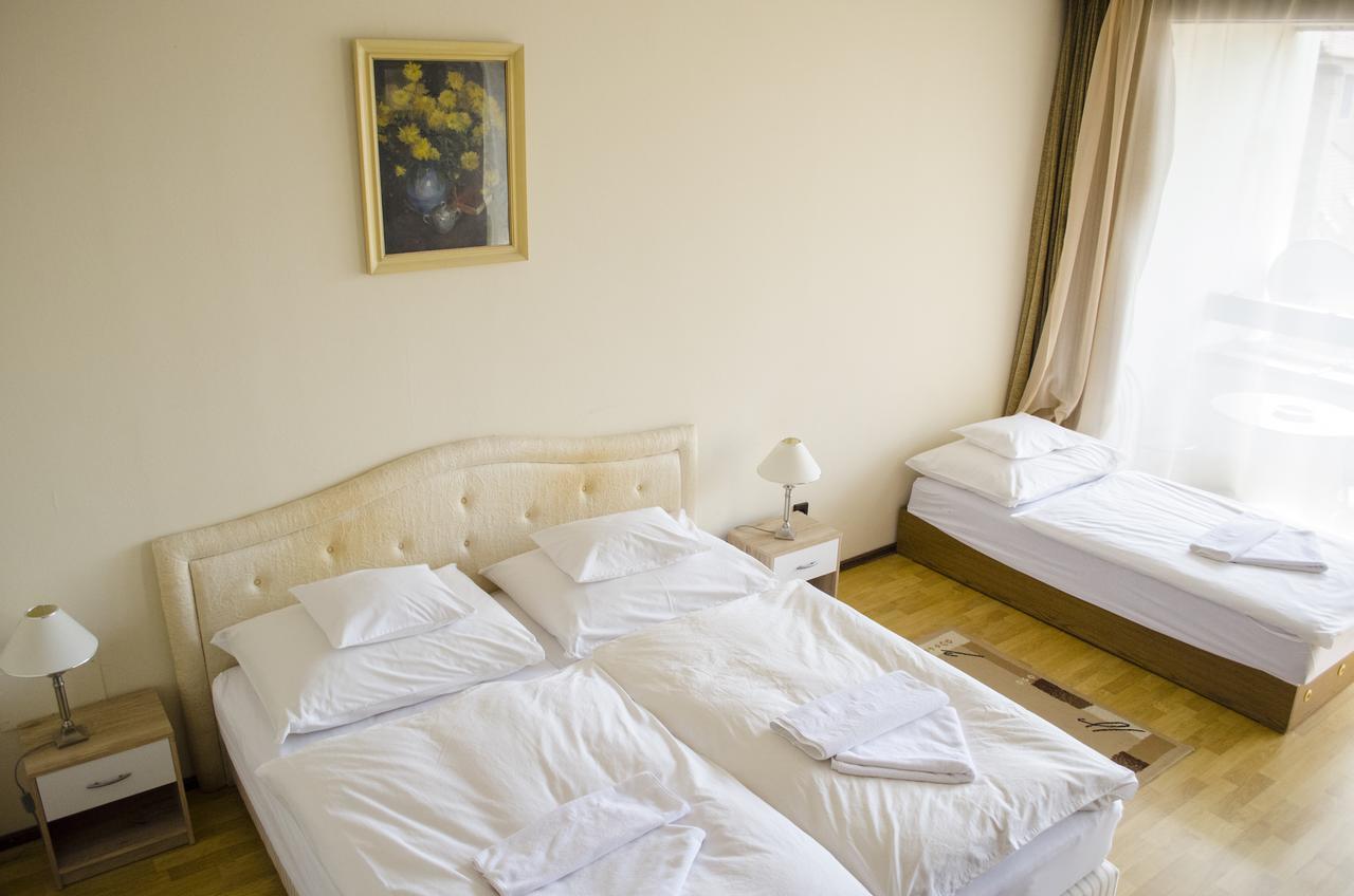 Hotel Konferencia Gyor Luaran gambar