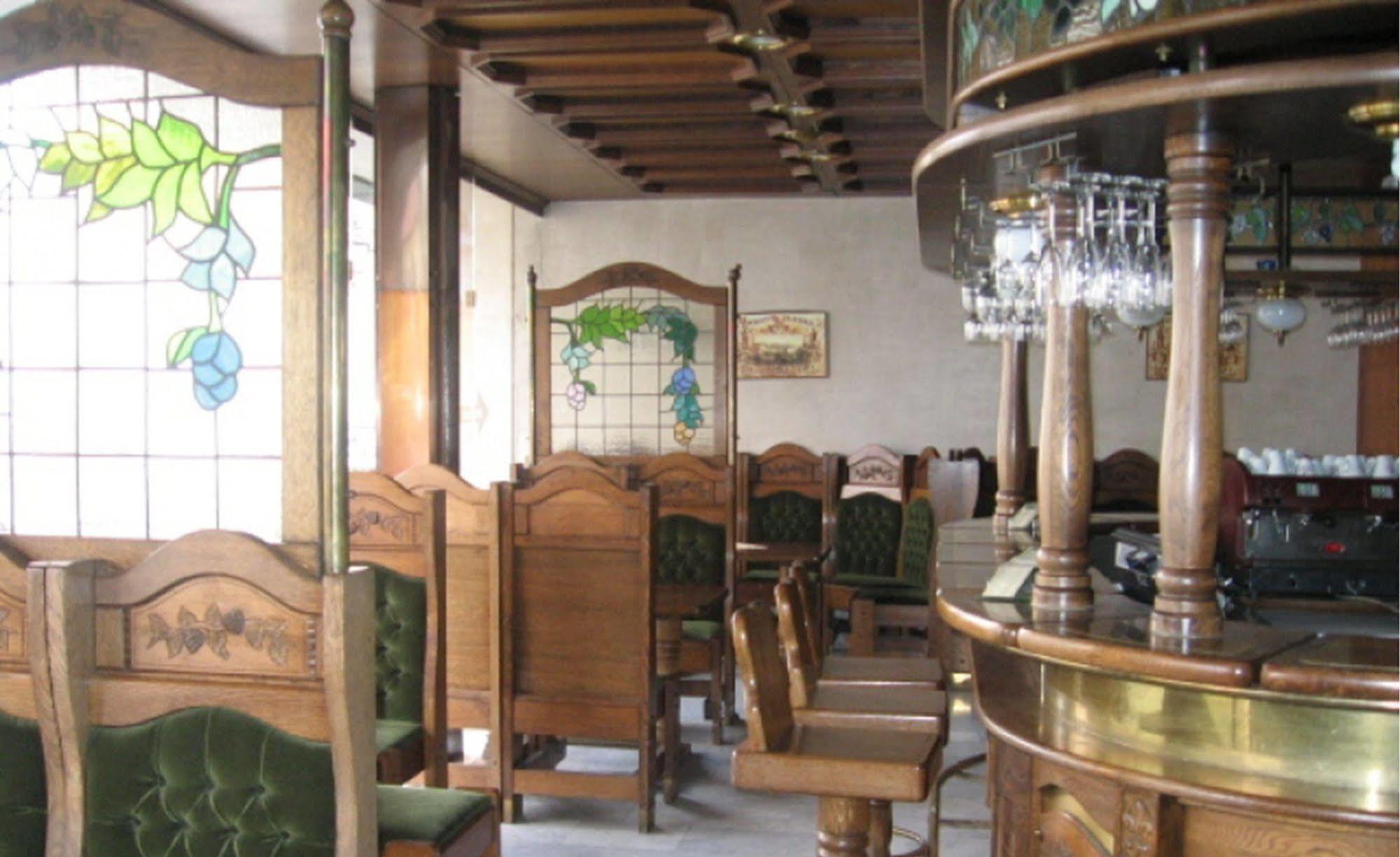 Hotel Konferencia Gyor Luaran gambar