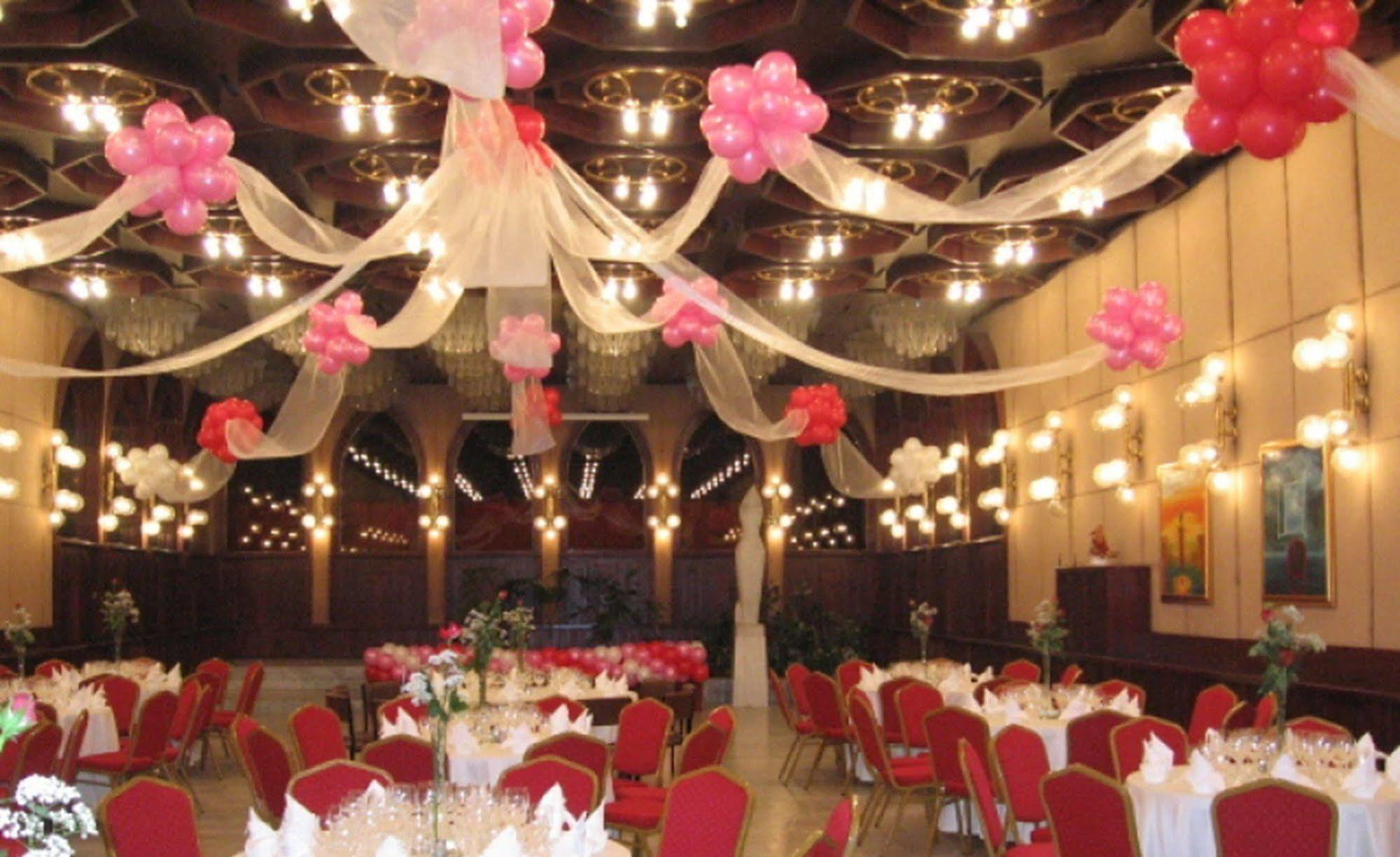 Hotel Konferencia Gyor Luaran gambar